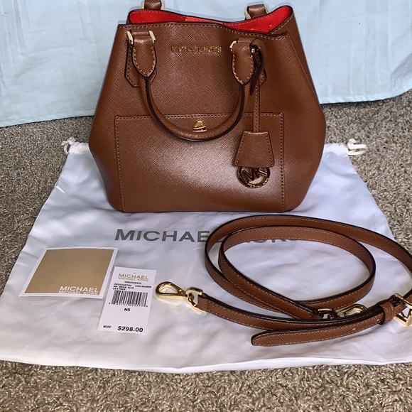 Michael Kors Greenwich Saffiano Leather Grab Bag - Picture 2 of 8